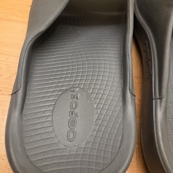 OOFOS OOahh Recovery Slide Sandal Gray Graphite Womens Size 11 - Picture 6 of 8